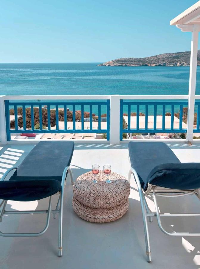 Blue Dolphin Antiparos Villas And Suites Agios Georgios  Dış mekan fotoğraf