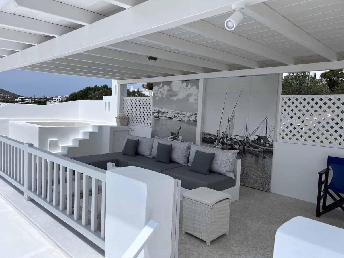Blue Dolphin Antiparos Villas And Suites Agios Georgios  Dış mekan fotoğraf