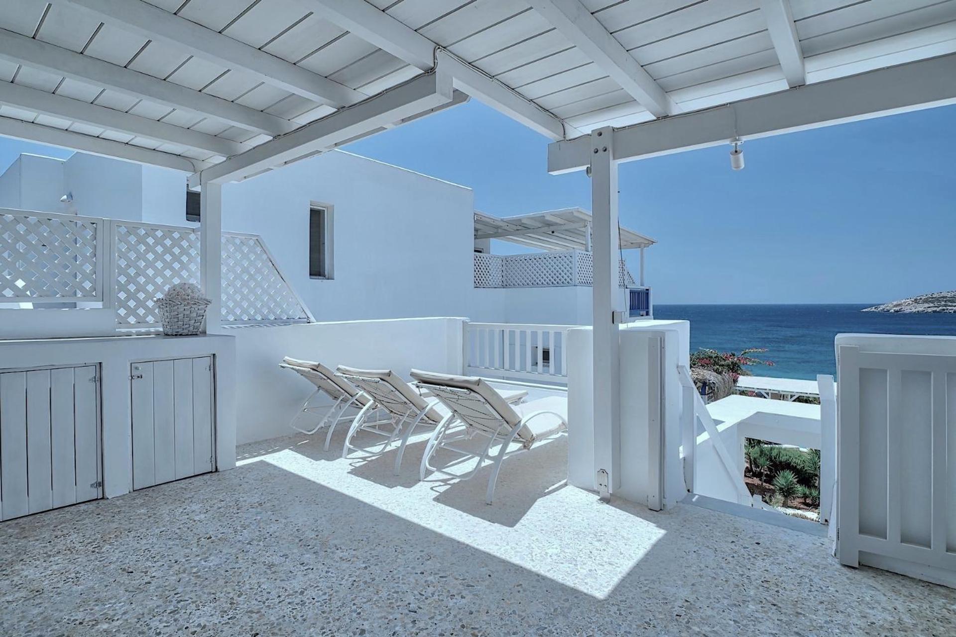 Blue Dolphin Antiparos Villas And Suites Agios Georgios  Dış mekan fotoğraf