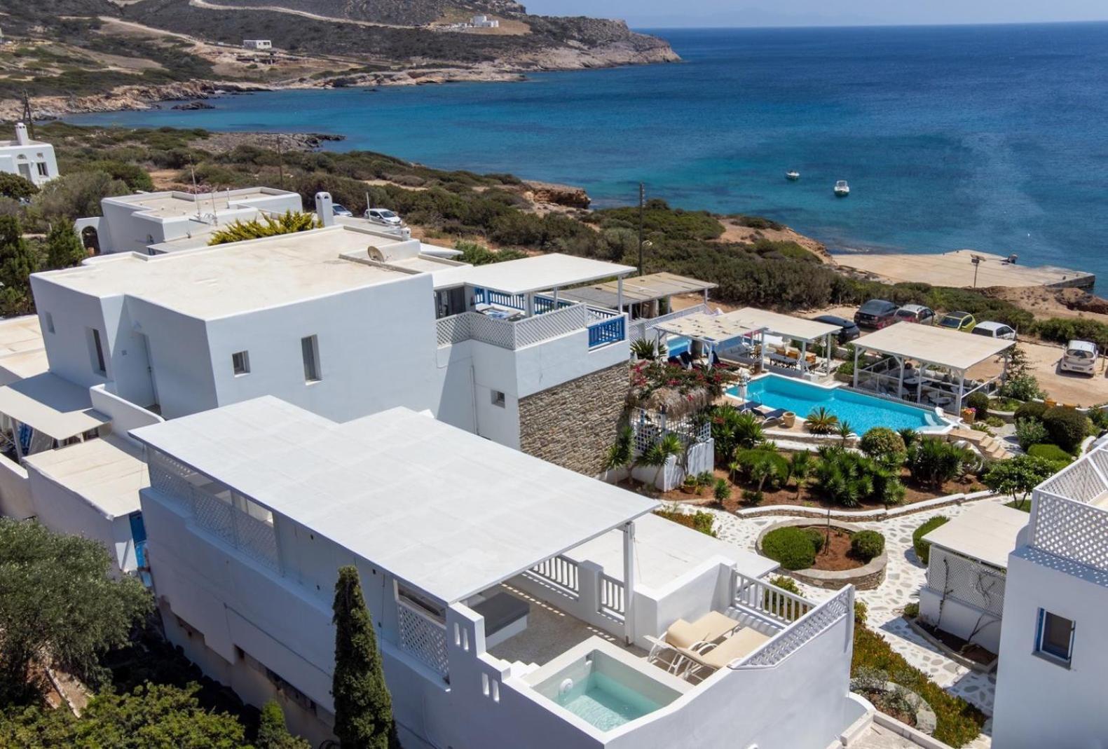 Blue Dolphin Antiparos Villas And Suites Agios Georgios  Dış mekan fotoğraf