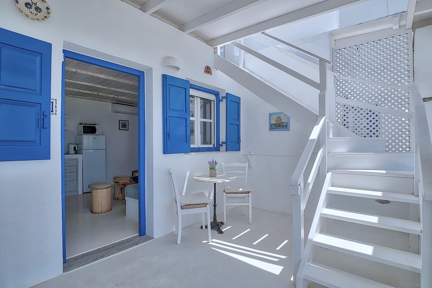 Blue Dolphin Antiparos Villas And Suites Agios Georgios  Dış mekan fotoğraf
