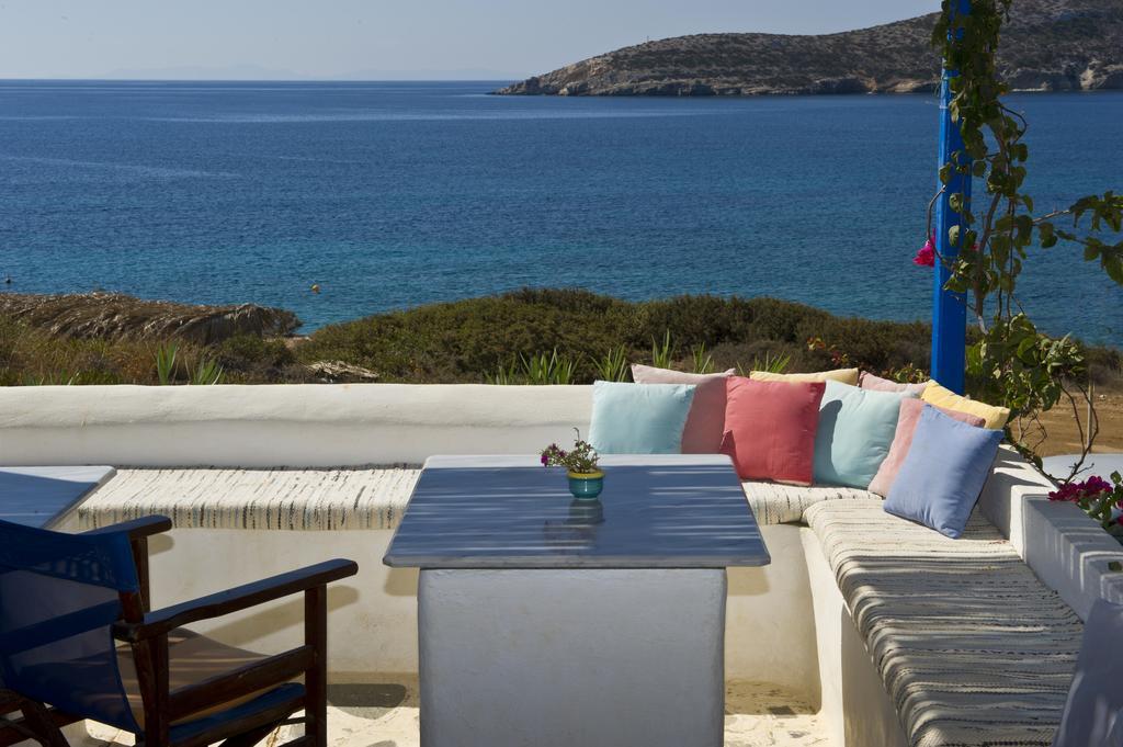 Blue Dolphin Antiparos Villas And Suites Agios Georgios  Dış mekan fotoğraf